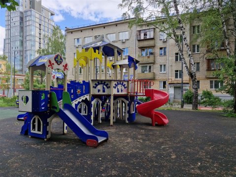 3-к квартира, 4/4 эт., 65м²