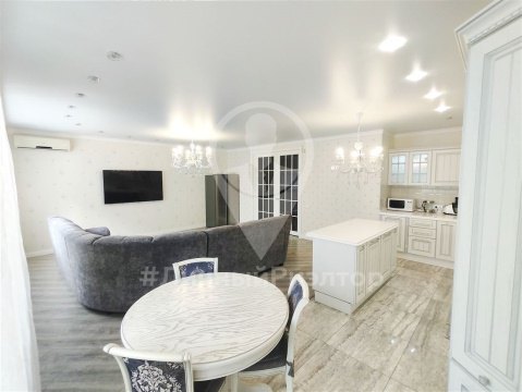 3-к квартира, 3/10 эт., 122м²