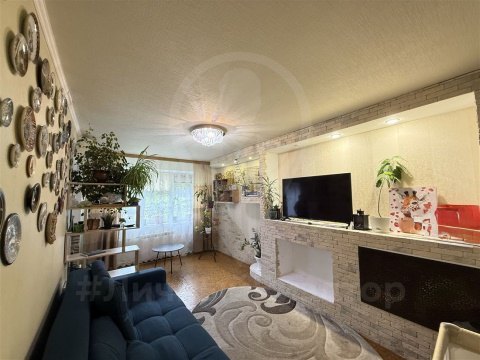 2-к квартира, 1/5 эт., 62м²