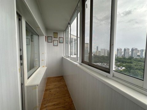 1-к квартира, 16/17 эт., 40м²