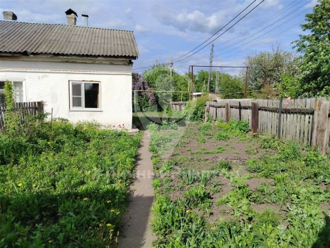 Дом 25м², участок 3 сот.