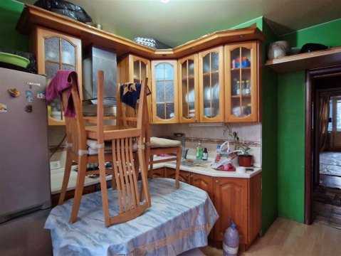 3-к квартира, 4/4 эт., 65м²