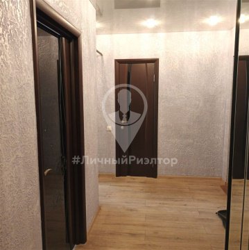 2-к квартира, 10/10 эт., 65м²