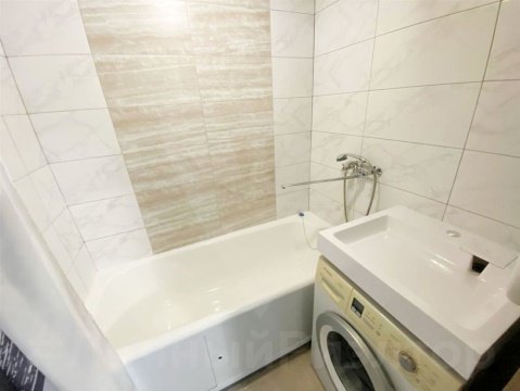 1-к квартира, 1/5 эт., 33м²