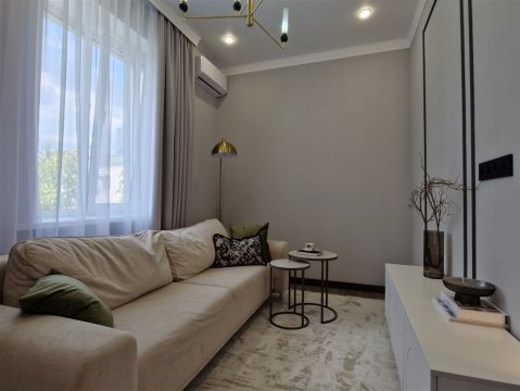 2-к квартира, 5/5 эт., 41м²