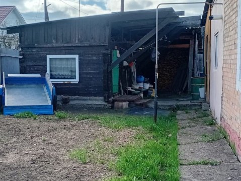 2-к квартира, 1/1 эт., 40м²