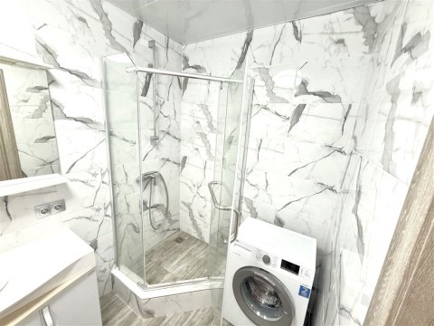 1-к квартира, 2/3 эт., 48м²