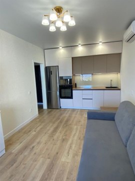 2-к квартира, 8/9 эт., 45м²