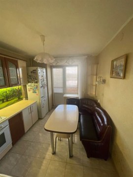 2-к квартира, 3/5 эт., 60м²