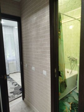 3-к квартира, 1/5 эт., 55м²