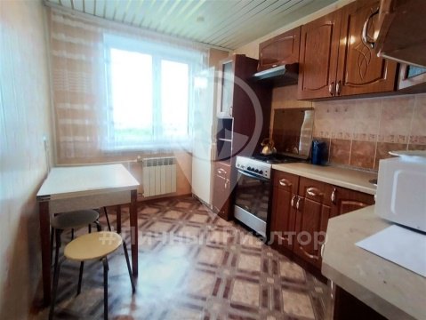 2-к квартира, 9/9 эт., 52м²