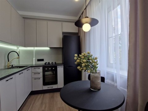 2-к квартира, 5/5 эт., 41м²