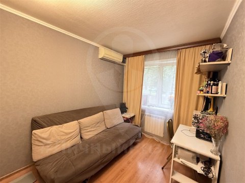 2-к квартира, 1/5 эт., 62м²