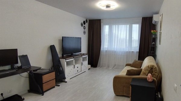 2-к квартира, 17/22 эт., 58м²