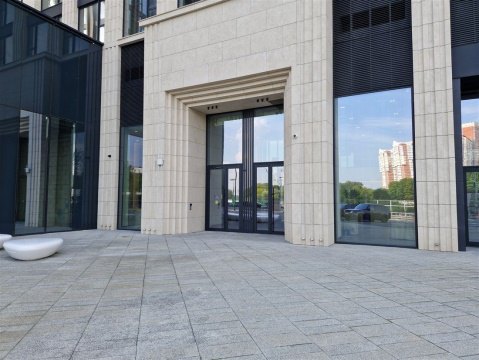 4-к квартира, 7/52 эт., 110м²
