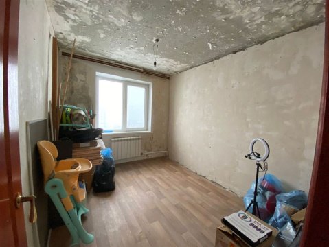3-к квартира, 10/10 эт., 64м²