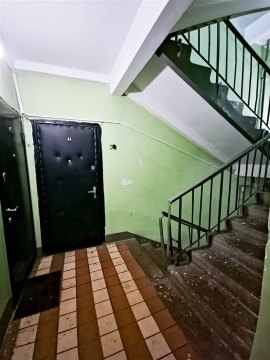 2-к квартира, 2/9 эт., 42м²