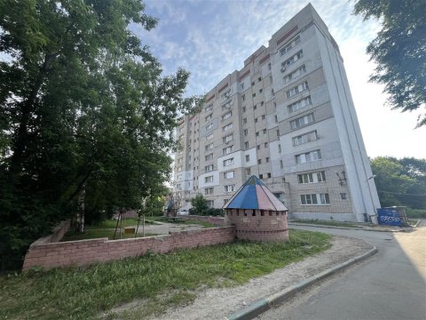 2-к квартира, 8/10 эт., 47м²