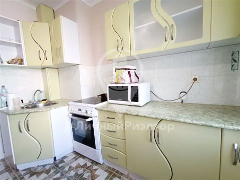 2-к квартира, 1/5 эт., 50м²