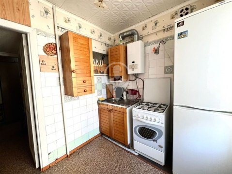 3-к квартира, 3/5 эт., 55м²