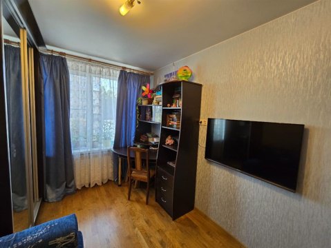 3-к квартира, 4/9 эт., 60м²