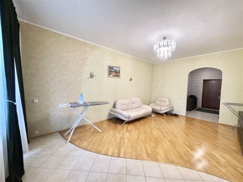 3-к квартира, 4/25 эт., 138м²