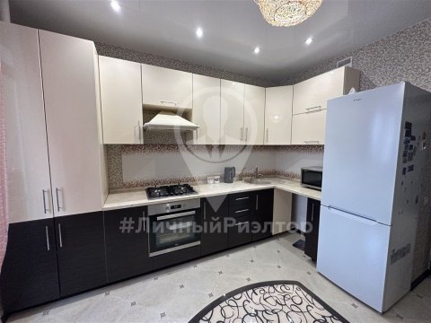 2-к квартира, 13/24 эт., 63м²