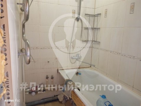 3-к квартира, 9/9 эт., 60м²