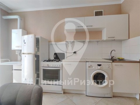 1-к квартира, 3/10 эт., 41м²
