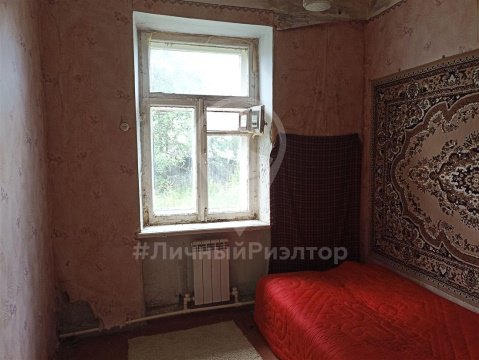3-к квартира, 1/1 эт., 48м²