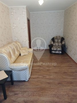 1-к квартира, 10/10 эт., 40м²