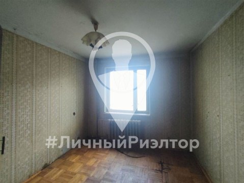 3-к квартира, 1/5 эт., 47м²