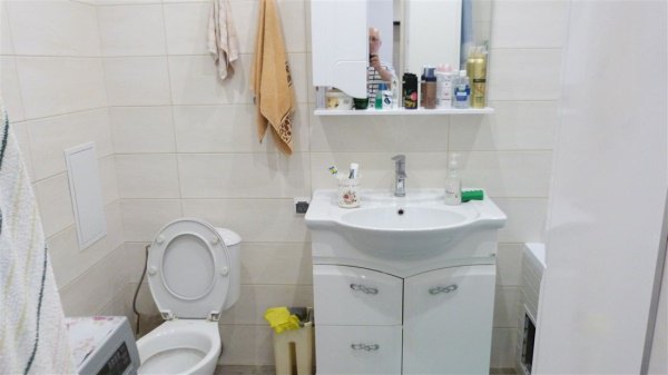 2-к квартира, 9/10 эт., 59м²