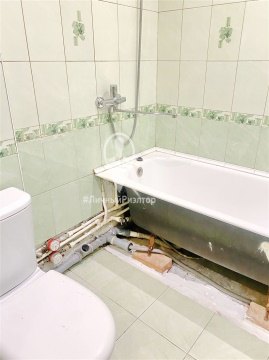 2-к квартира, 5/5 эт., 44м²