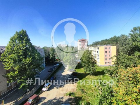 3-к квартира, 5/5 эт., 63м²