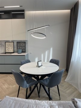 2-к квартира, 20/37 эт., 62м²
