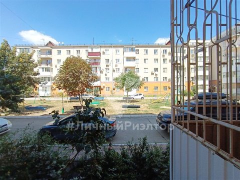 2-к квартира, 1/5 эт., 50м²