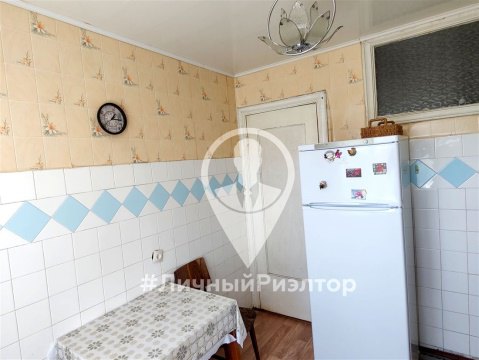 2-к квартира, 2/3 эт., 51м²