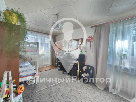 3-к квартира, 5/5 эт., 63м²