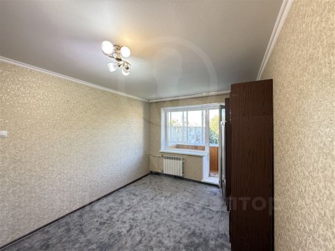 2-к квартира, 5/5 эт., 48м²