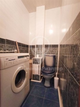 2-к квартира, 9/9 эт., 52м²