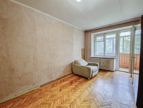 2-к квартира, 2/9 эт., 42м²