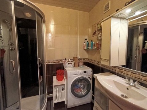 1-к квартира, 1/5 эт., 43м²