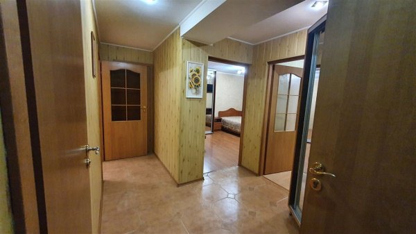3-к квартира, 3/3 эт., 68м²