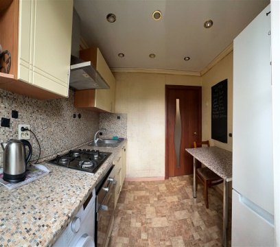 2-к квартира, 3/9 эт., 44м²