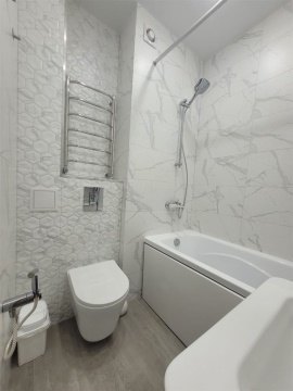 2-к квартира, 5/11 эт., 50м²