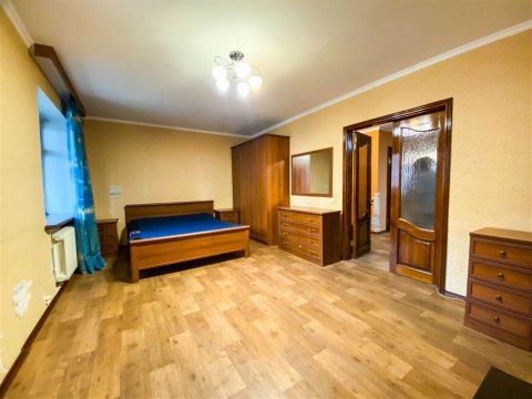 1-к квартира, 5/6 эт., 57м²