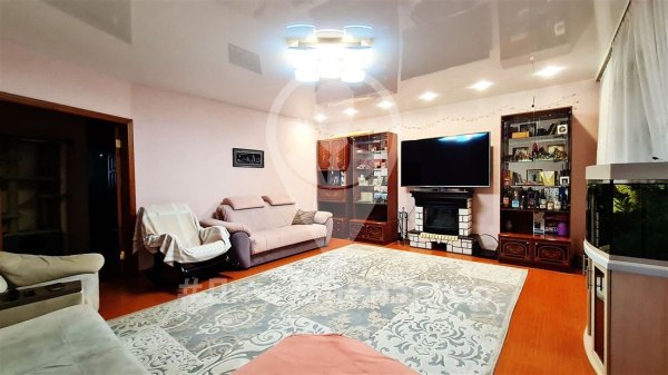 4-к квартира, 1/4 эт., 120м²