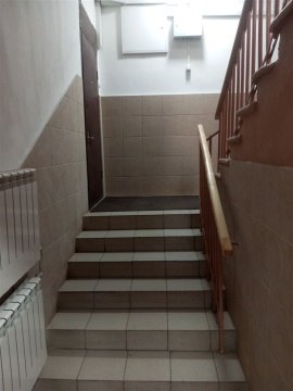 4-к квартира, 5/5 эт., 100м²