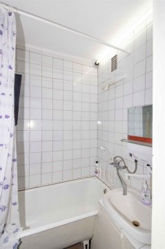 2-к квартира, 1/5 эт., 48м²